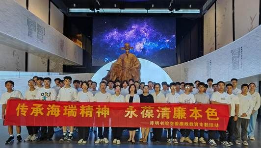 说明: 025feea6e6b2e8c94d0970192e53234